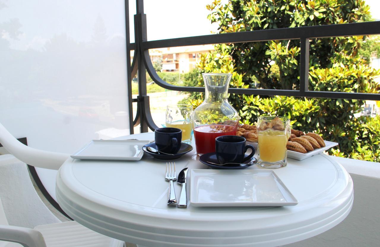 Hotel Villa Chiara Terracina Esterno foto
